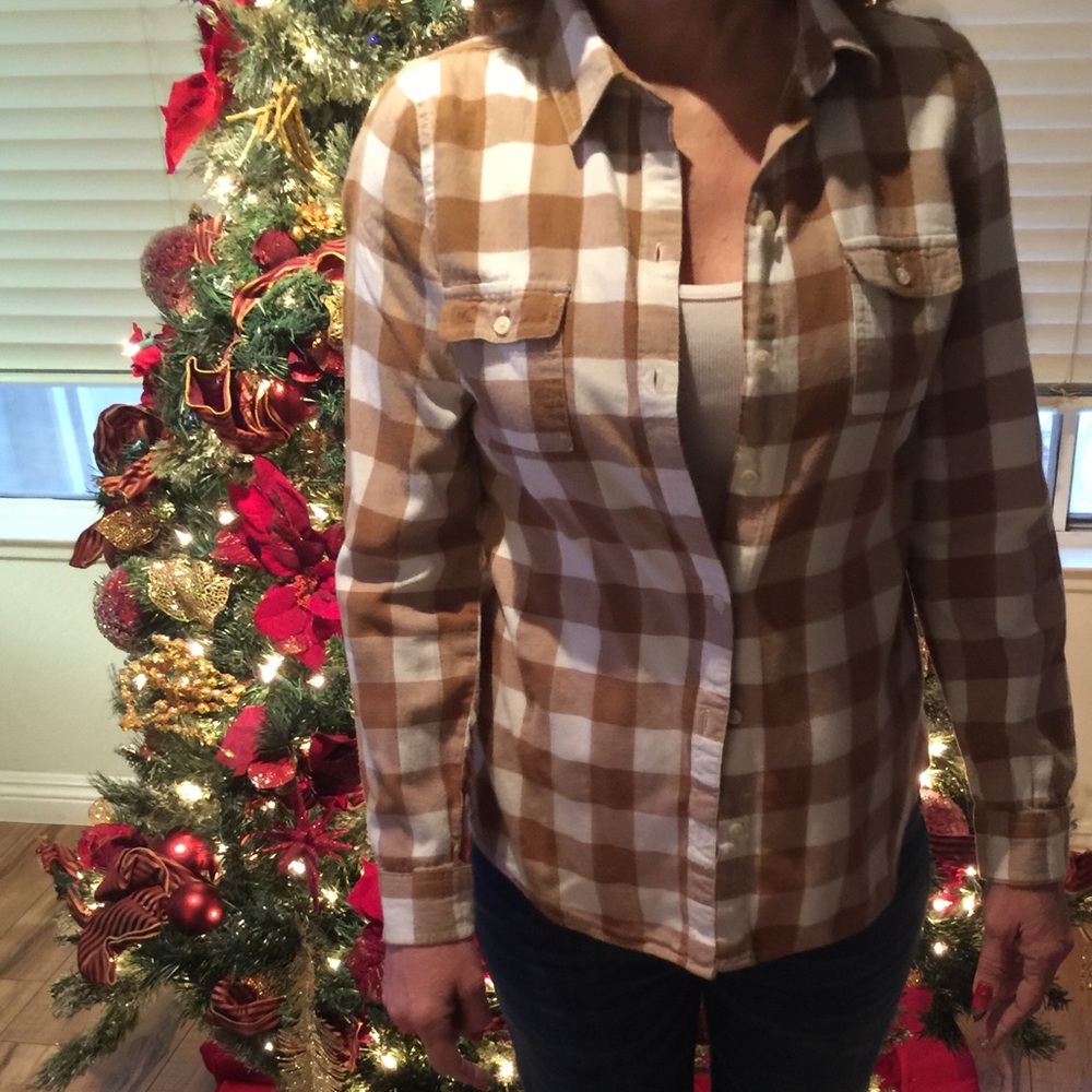 Old Navy XS Gold and Cream Flannel